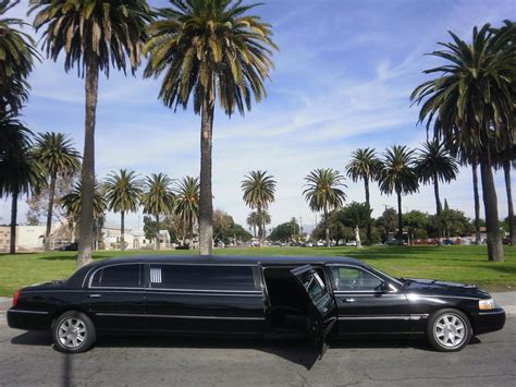 luxury limo service los angeles.